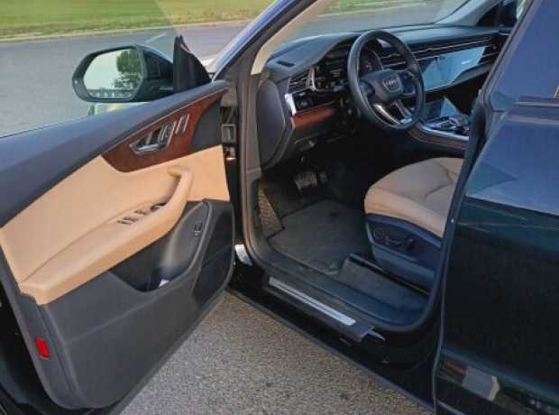 Audi Q8 I, 2020, пробег 37900 км