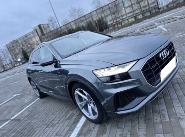Audi Q8 I, 2022, пробег 31000 км