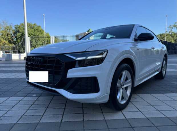 Audi Q8 I, 2022, пробег 65000 км Audi Q8 I, 2022, пробег 65000 км