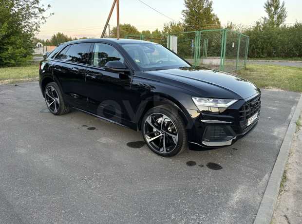 Audi Q8 I