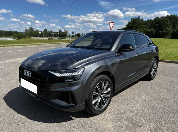 Audi Q8 I