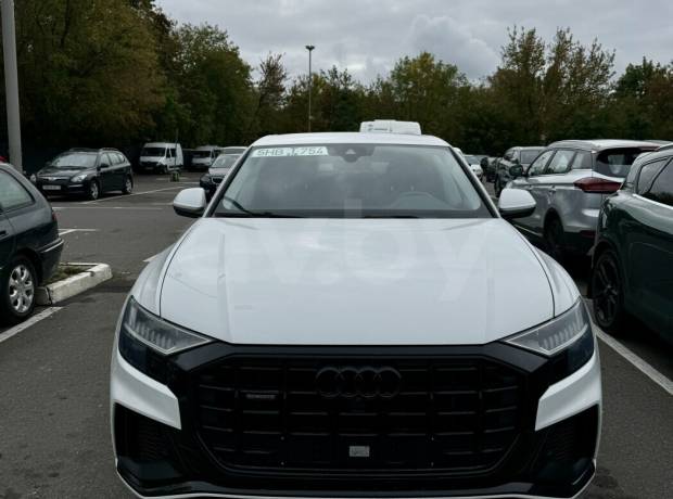 Audi Q8 I