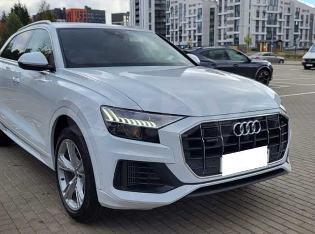 Audi Q8 I