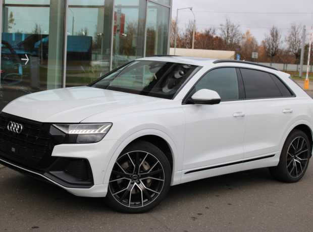 Audi Q8 I