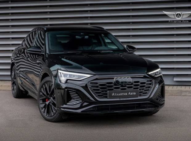 Audi Q8 Sportback e-tron I