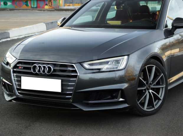 Audi S4 B9