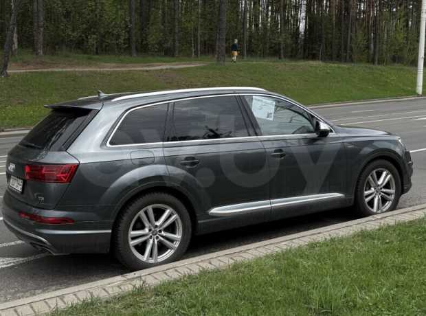 Audi SQ7 4M
