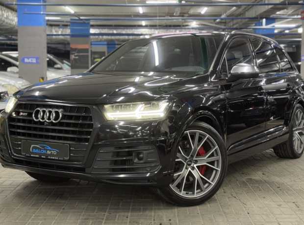 Audi SQ7 4M