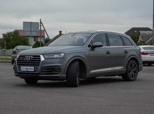 Audi SQ7 4M