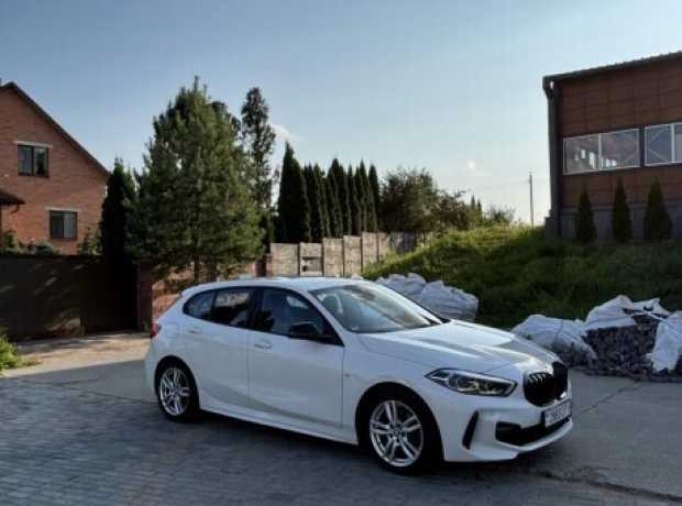 BMW 1 серия F40, 2019, пробег 180000 км