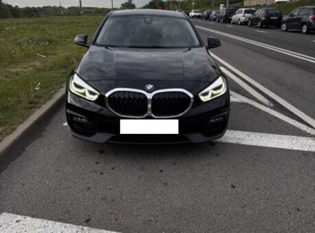 BMW 1 серия F40, 2020, пробег 136500 км