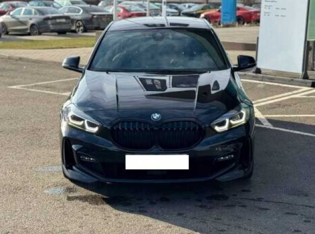 BMW 1 серия F40, 2021, пробег 106700 км