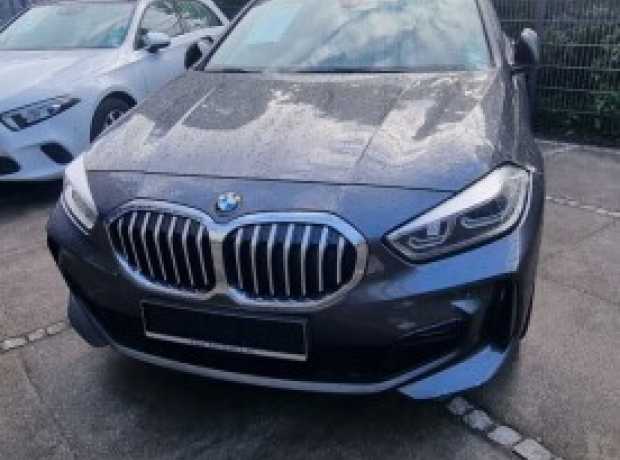 BMW 1 серия F40, 2021, пробег 161000 км