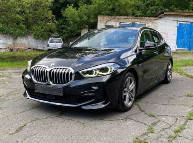 BMW 1 серия F40, 2021, пробег 180000 км