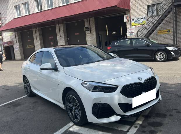 BMW 2 серия F44