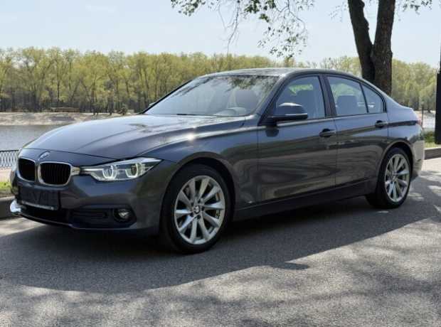 BMW 3 серия F30,F31  Рестайлинг, 2017, пробег 101500 км