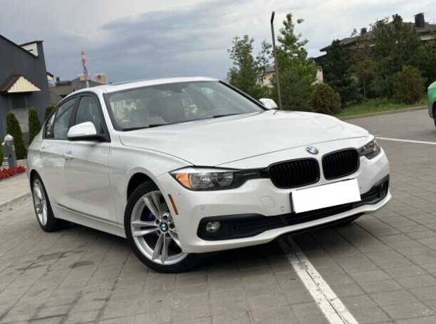 BMW 3 серия F30,F31 Рестайлинг, 2017, пробег 115000 км BMW 3 серия F30,F31 Рестайлинг, 2017, пробег 115000 км