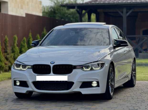 BMW 3 серия F30,F31 Рестайлинг, 2018, пробег 125000 км BMW 3 серия F30,F31 Рестайлинг, 2018, пробег 125000 км