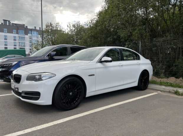 BMW 5 серия F10, F11  Рестайлинг, 2014, пробег 205000 км