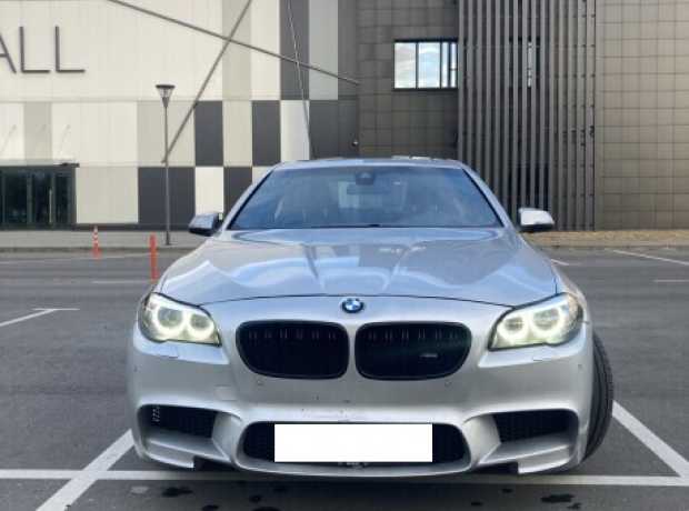 BMW 5 серия F10, F11  Рестайлинг, 2015, пробег 106000 км