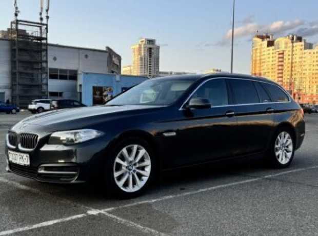 BMW 5 серия F10, F11  Рестайлинг, 2015, пробег 315433 км
