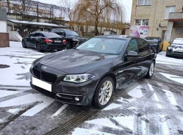 BMW 5 серия F10, F11  Рестайлинг, 2016, пробег 295000 км