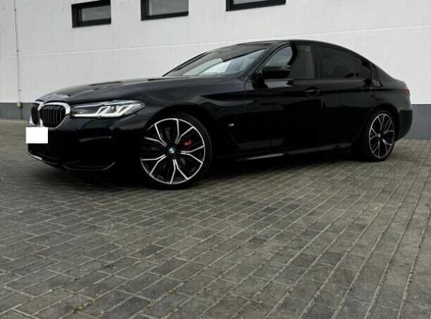BMW 5 серия G30, G31  Рестайлинг, 2021, пробег 180000 км