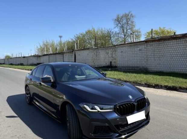 BMW 5 серия G30, G31  Рестайлинг, 2022, пробег 42500 км