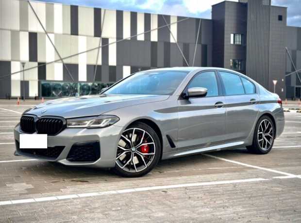 BMW 5 серия G30, G31 Рестайлинг, 2023, пробег 22800 км BMW 5 серия G30, G31 Рестайлинг, 2023, пробег 22800 км