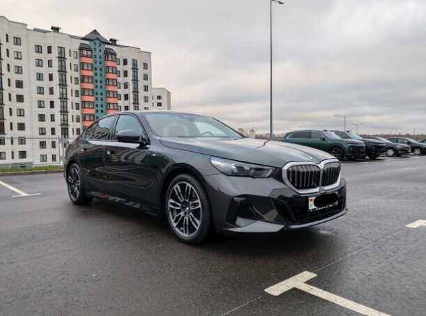 BMW 5 серия G60, 2024, пробег 25626 км BMW 5 серия G60, 2024, пробег 25626 км