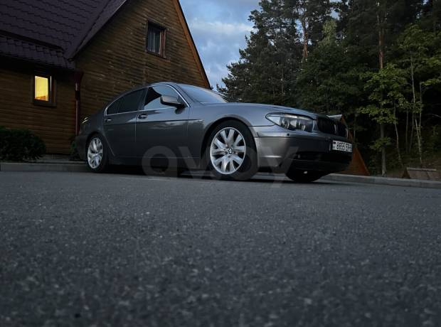 BMW 7 серия E65