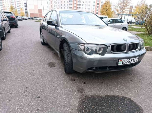 BMW 7 серия E65