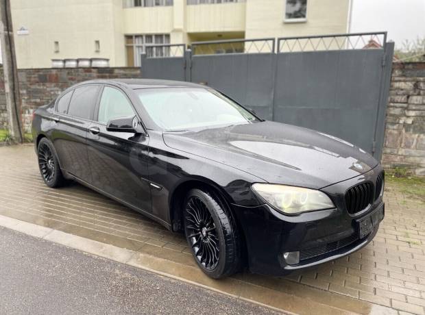 BMW 7 серия F01, F04