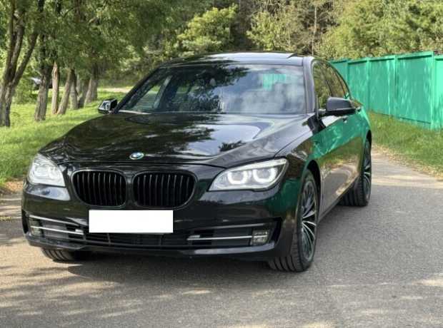 BMW 7 серия F01, F04  Рестайлинг, 2012, пробег 328000 км