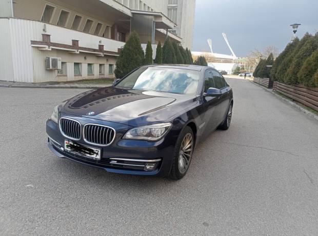 BMW 7 серия F01, F04 Рестайлинг