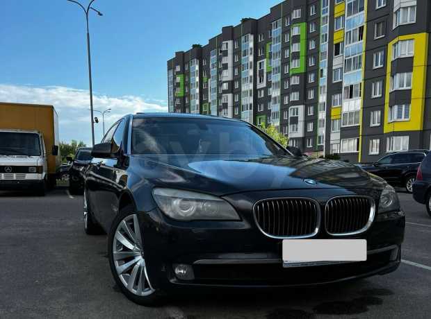 BMW 7 серия F02 (Long)