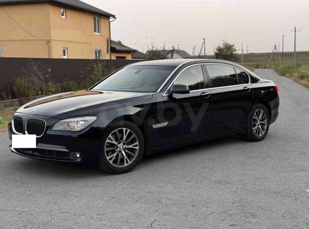 BMW 7 серия F02 (Long)