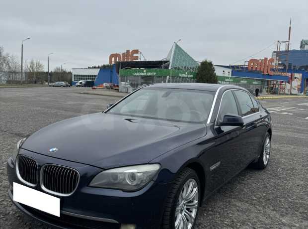 BMW 7 серия F02 (Long)