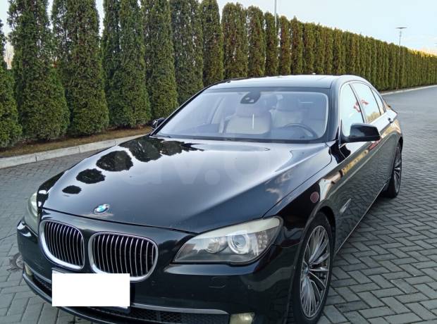 BMW 7 серия F02 (Long)