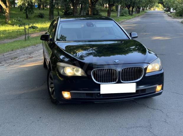 BMW 7 серия F02 (Long)