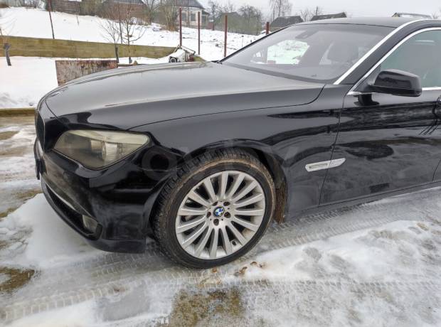 BMW 7 серия F02 (Long)