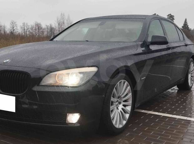 BMW 7 серия F02 (Long)