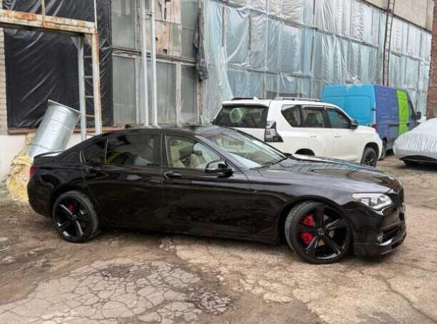 BMW 7 серия F02 (Long)  Рестайлинг, 2013, пробег 209000 км
