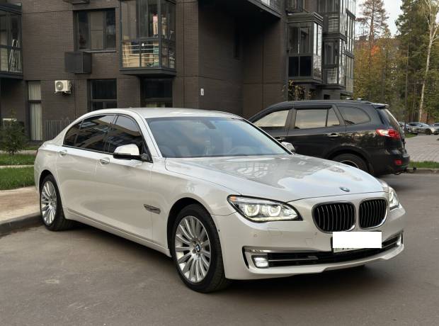 BMW 7 серия F02 (Long) Рестайлинг