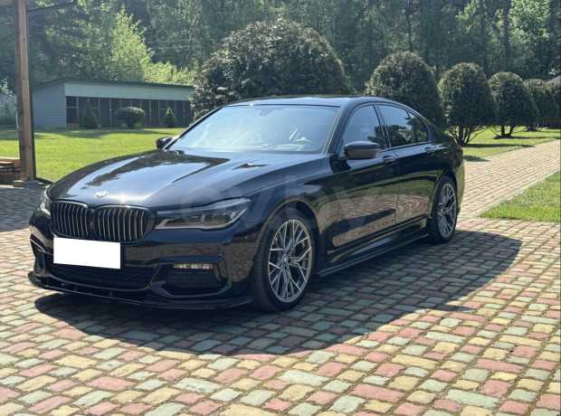 BMW 7 серия G11