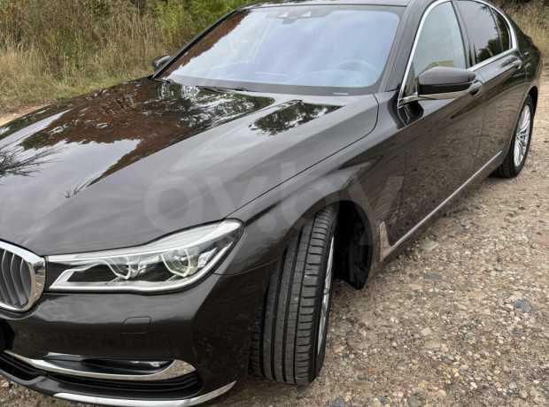BMW 7 серия G11