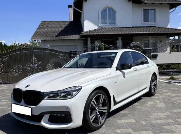 BMW 7 серия G11