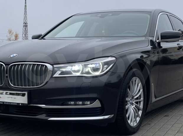 BMW 7 серия G11