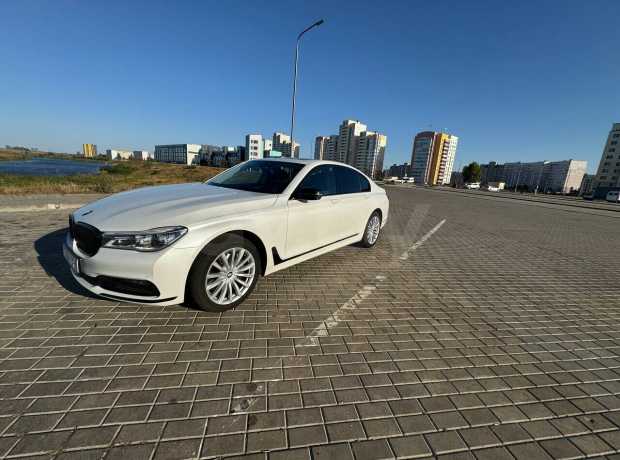 BMW 7 серия G11