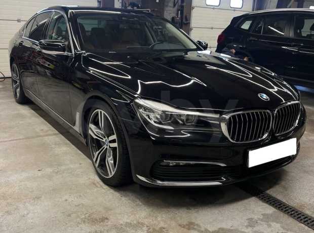 BMW 7 серия G11